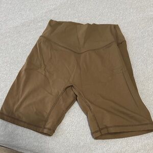 NVGTN shorts size small